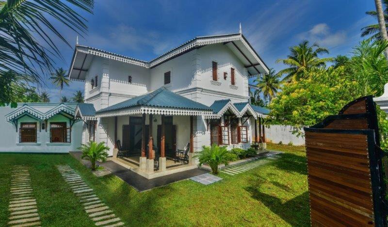 Headman Villa | Midigama