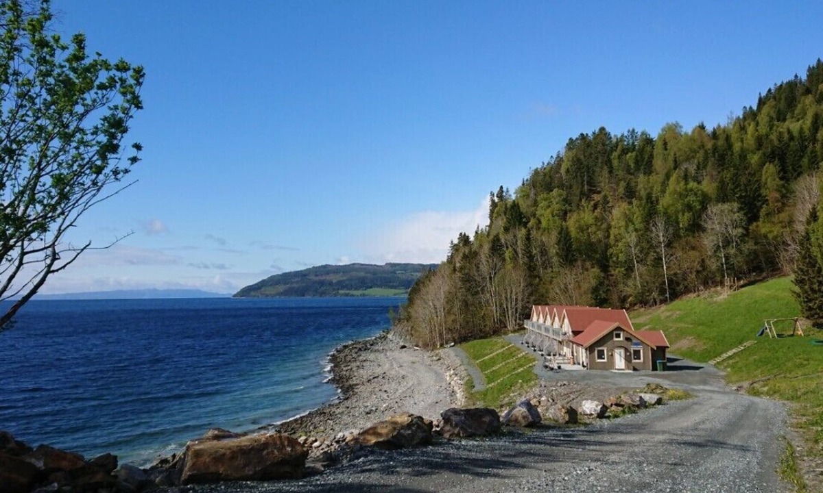 Hjellup Fjordbo Fjord | Leksvik