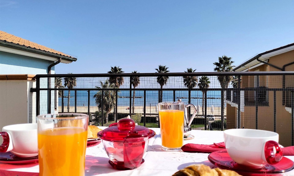 Holiday Roseto Degli Abruzzi Persons | Cologna Spiaggia