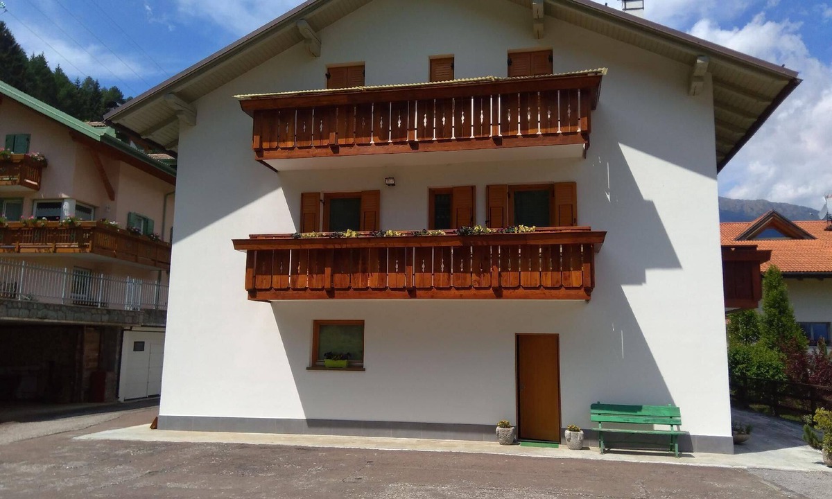 Holiday Pellizzano Persons Bedrooms | Pellizzano