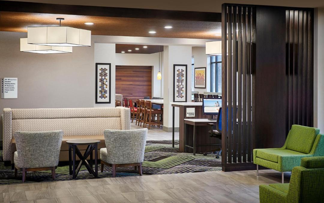 Holiday Inn Express Ihg Hotel | Glendale