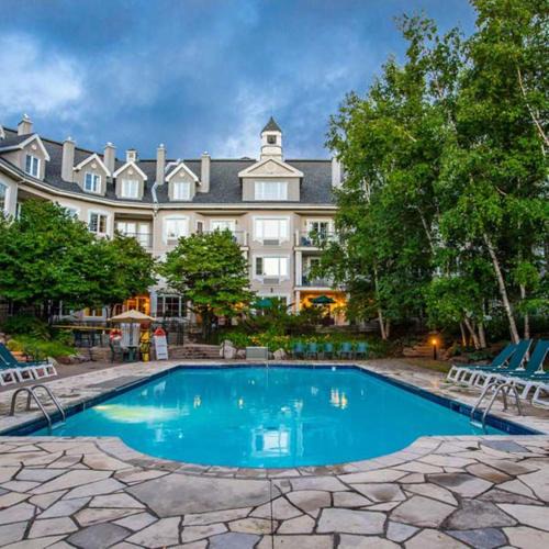 Holiday Inn Express Hotel | Mont-Tremblant Pedestrian Village