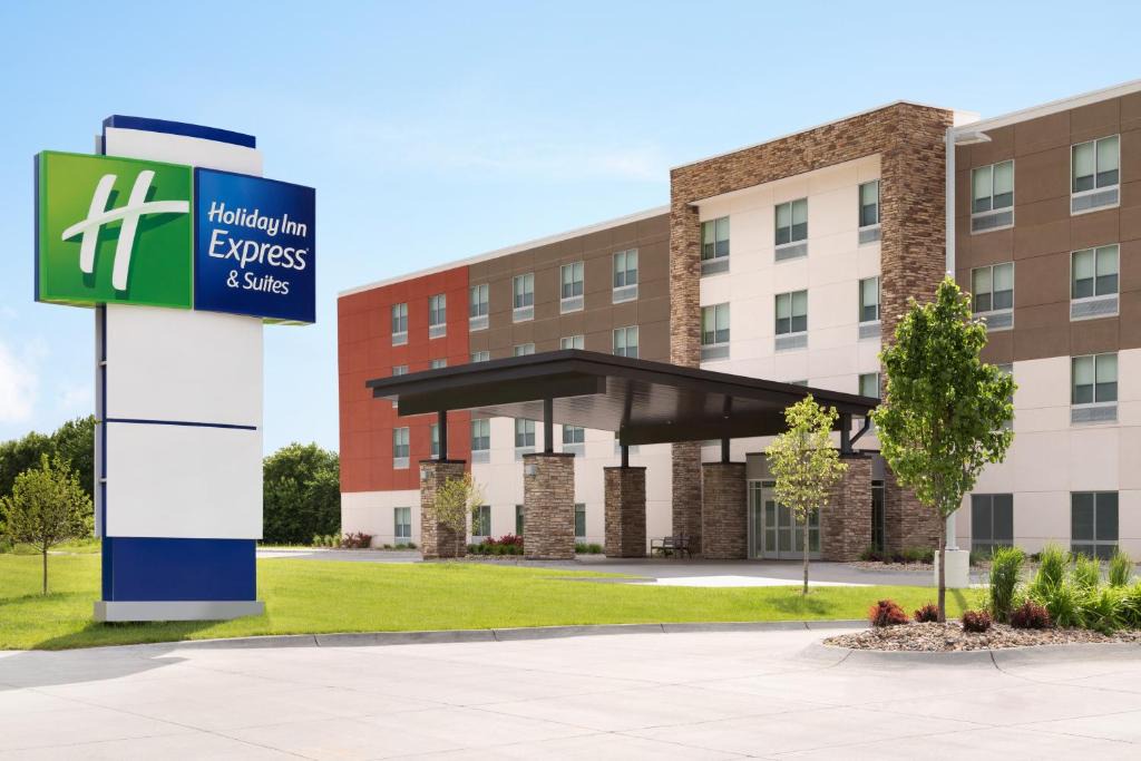 Holiday Inn Express Canton Ihg Hotel | Canton