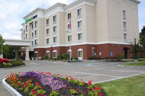 Holiday Inn Express Cortland Ihg Hotel | Cortland