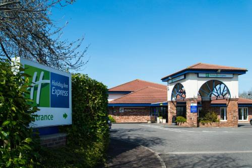 Holiday Inn Express Peterborough Ihg Hotel | Alwalton