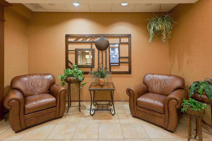 Holiday Inn Express Suites Kent University | Kent