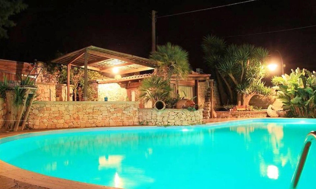 Chambres Piscine Partagée Jardin Clos Et À Castrignano Del Capo Km La Plage | Castrignano del Capo