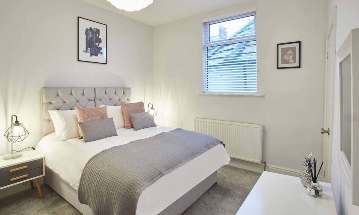 The Norman | West Cliff
