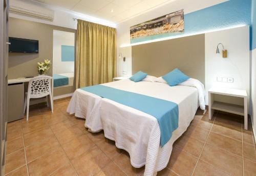Hostal Adelino | Sant Antoni de Portmany