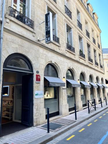 Grands Hommes | Bordeaux Golden Triangle
