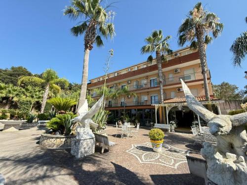 Hotel Days | Licola