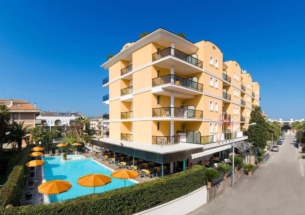 Hotel | Porto d'Ascoli