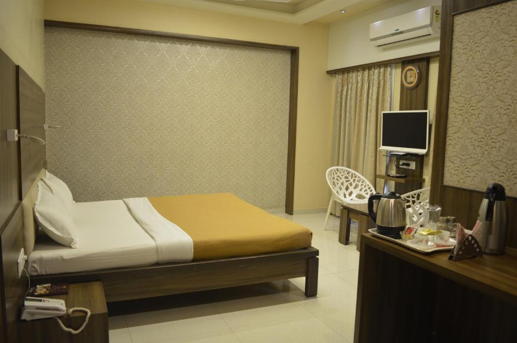 Hotel Kalatit International | Jamnagar