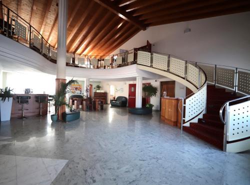 Hotel Riz | San Genesio ed Uniti