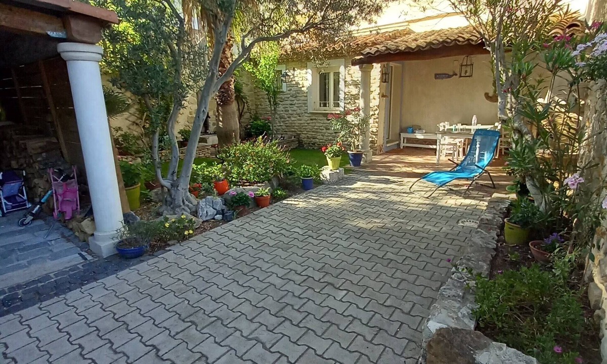 La Maronaise Maison Dans Calanque L Du Village Goudes | Ensues-la-Redonne