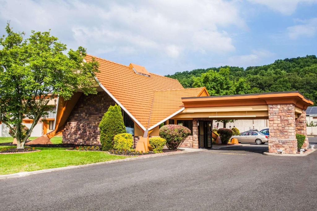 Howard Johnson | North Plainfield