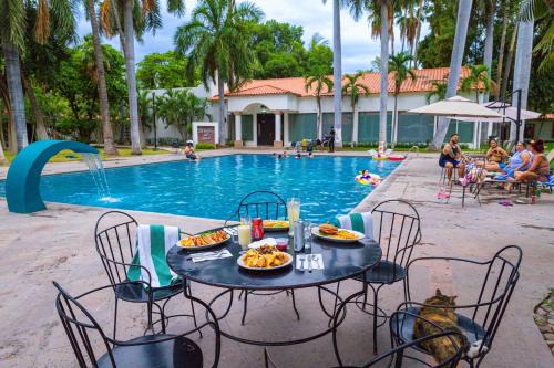 Hotel Los Tres Rios | Culiacan