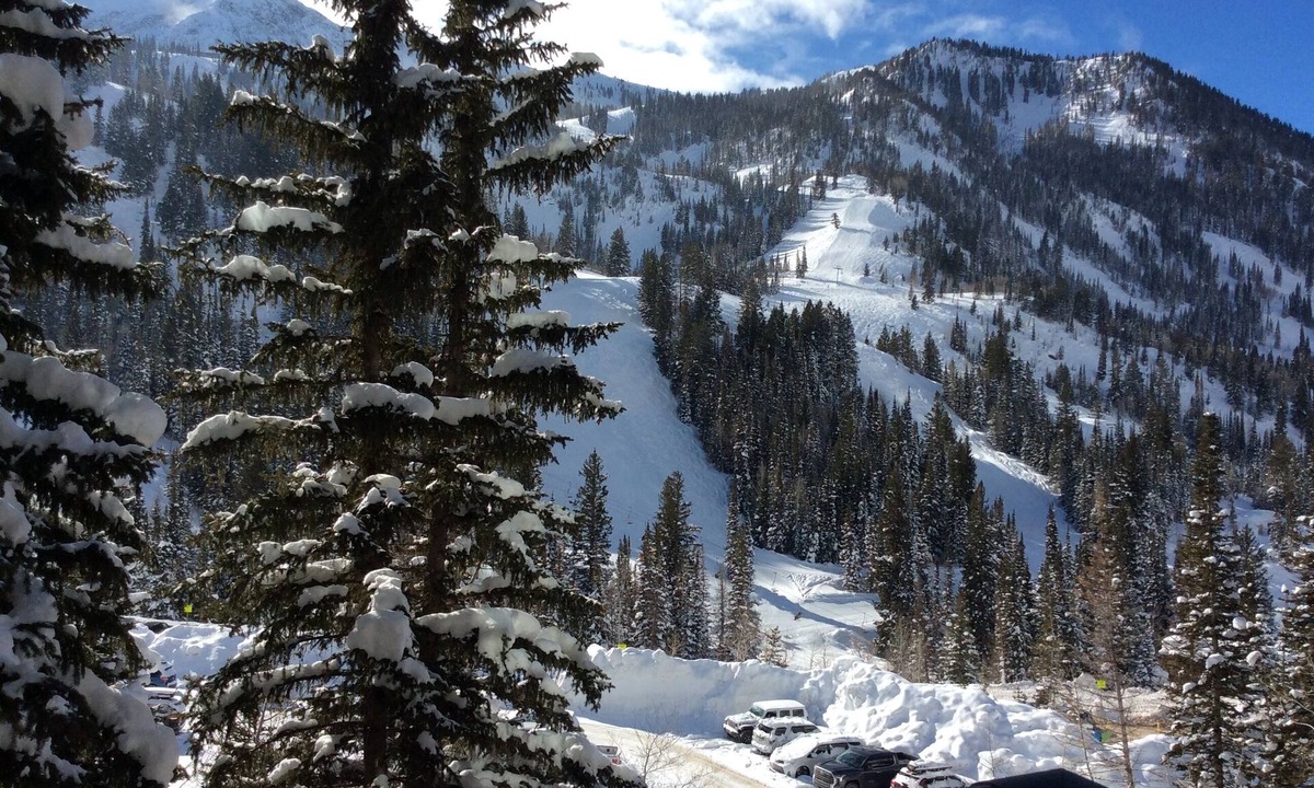 Iron Blosam Lodge | Salt Lake Mountain Resorts