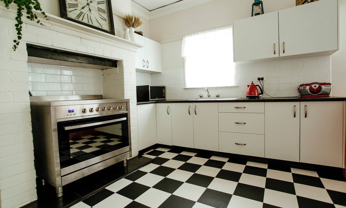 Cottage | Wilberforce