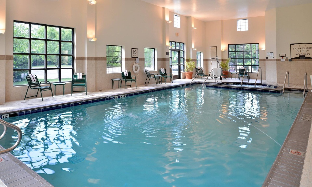 Breakfast Business Travelers | Chesapeake