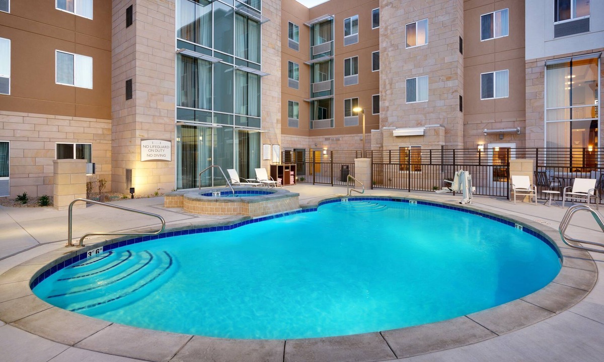 Breakfast Business Travelers | Lehi