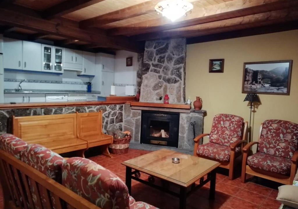 La Gredos | Hoyos del Espino