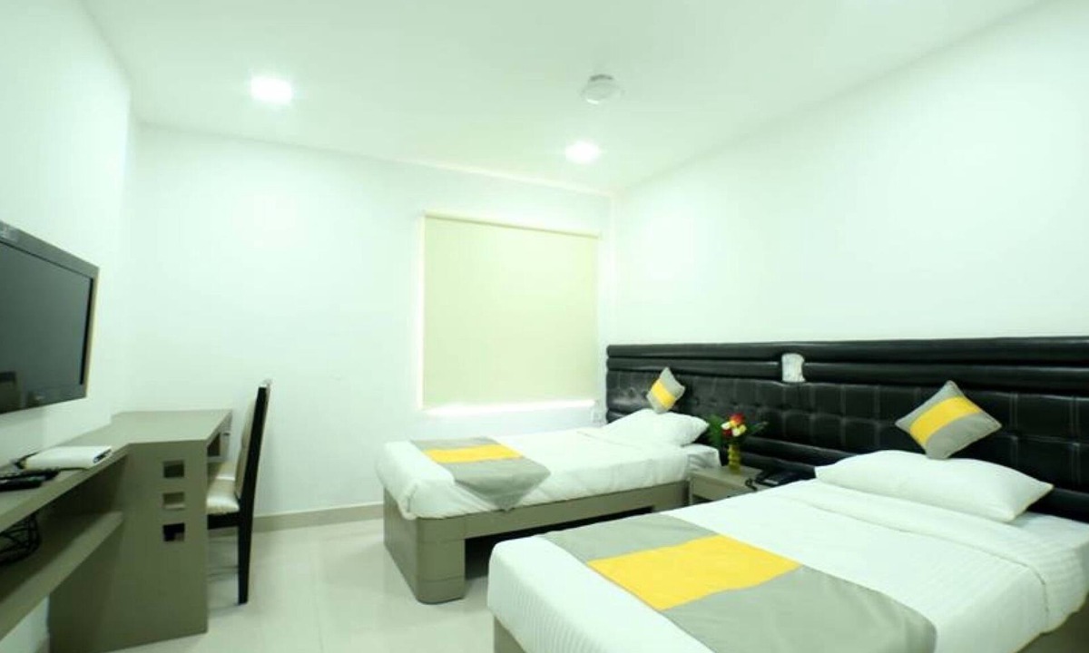 Falcons Nest Lariviera | Madhapur