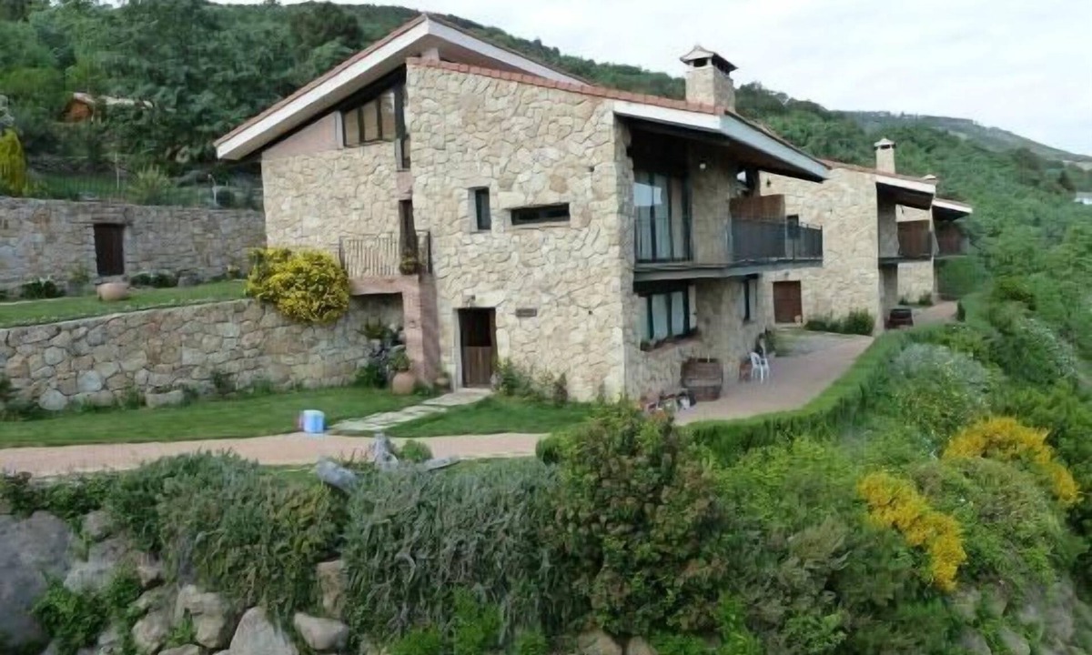 Las Casas De Agapito Gredos Capacity People | Poyales del Hoyo