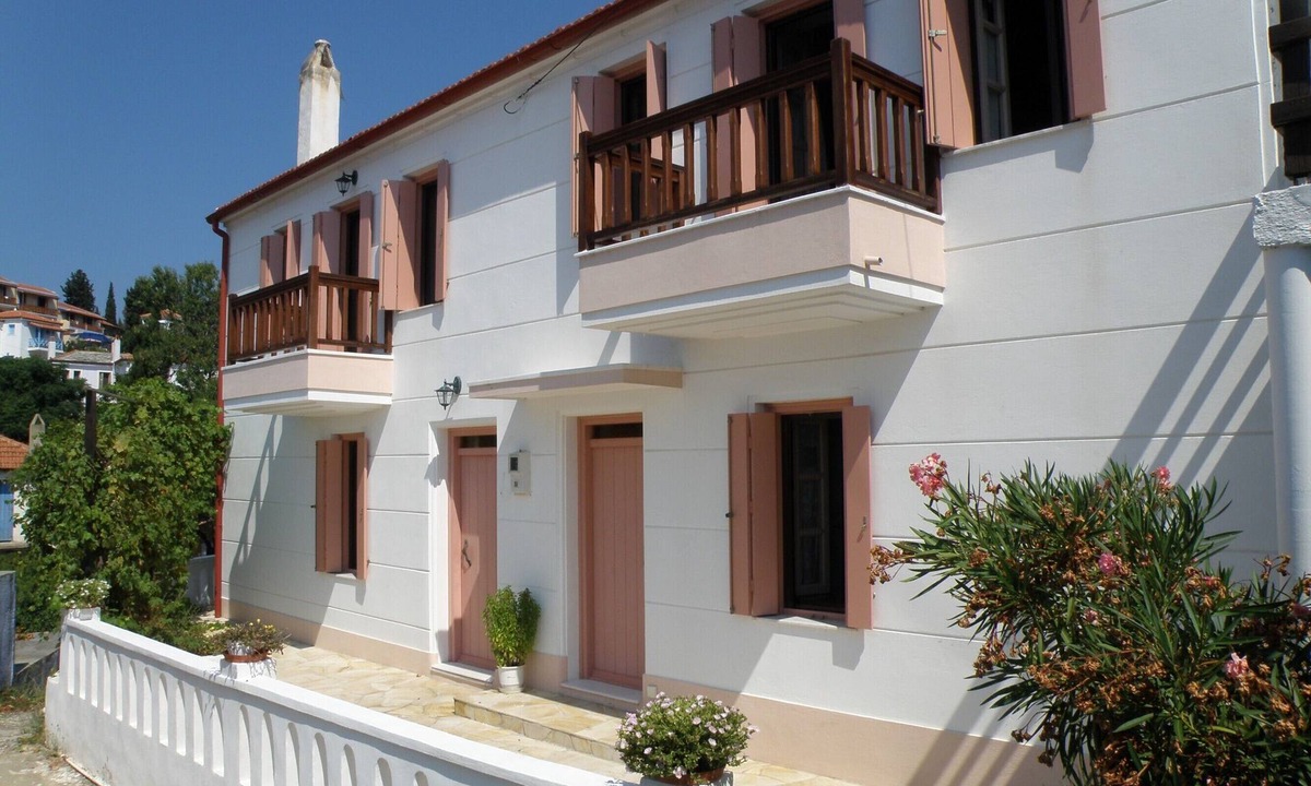 Escape At Ikia | Alonissos