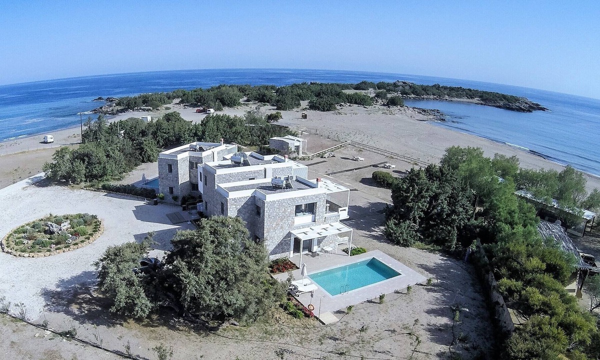 Beachside Stone Villa The Beach | Gialos