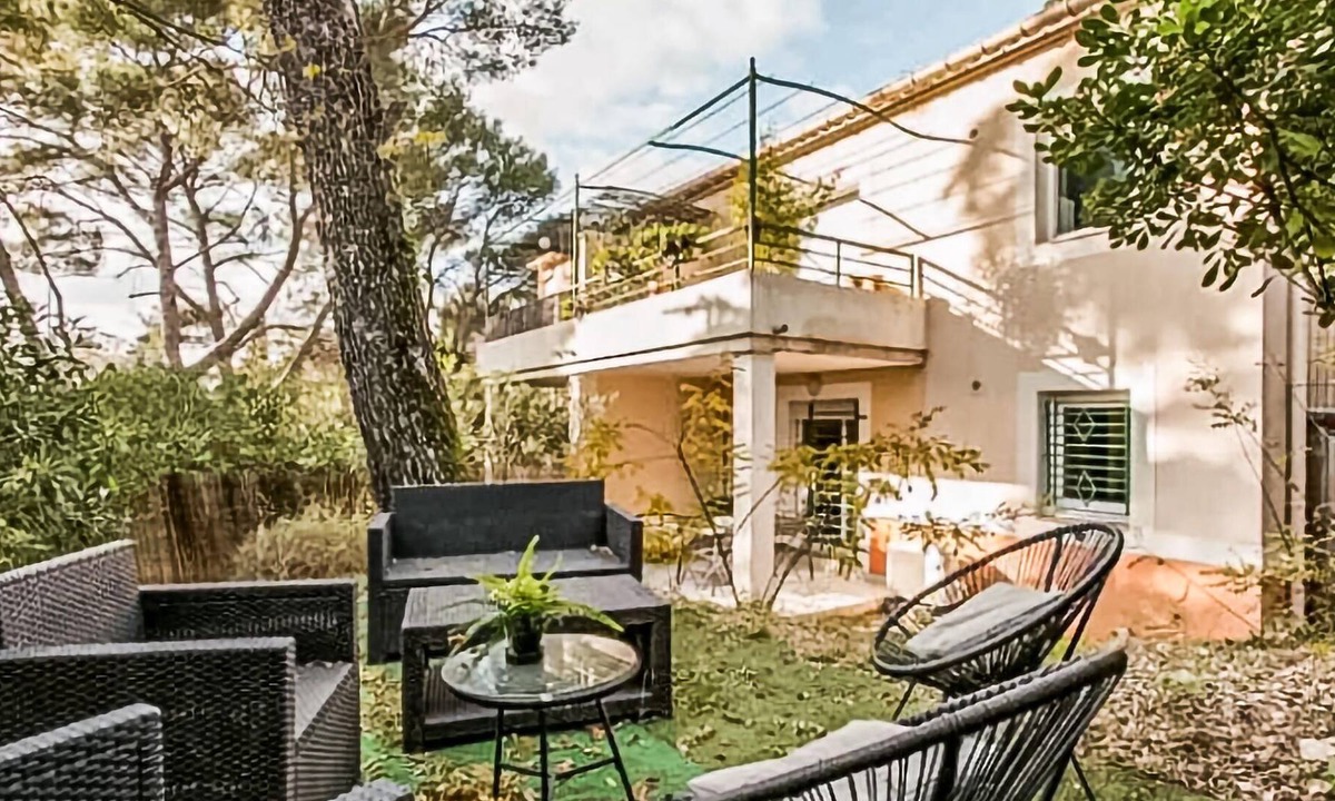 Accommodation Nîmes | Cadereau