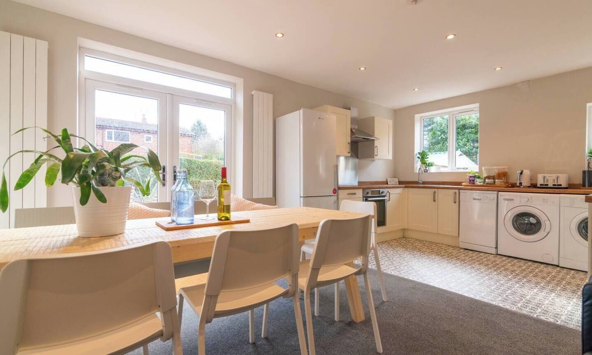 Holiday Manchester City | Broadheath