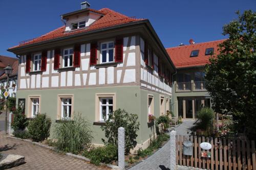 Luisenhof | Geisfeld