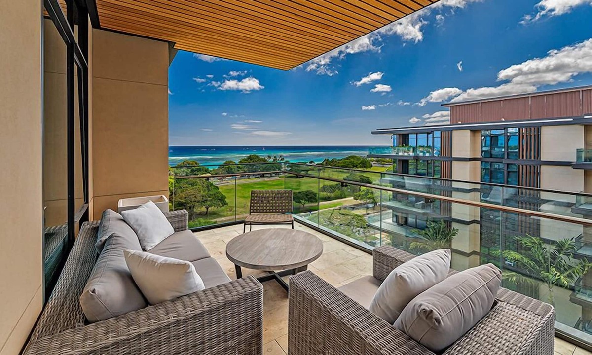 Park Lane | Ala Moana