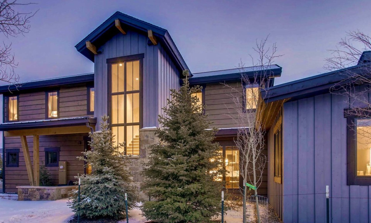 The Shores | Fairmount On The River