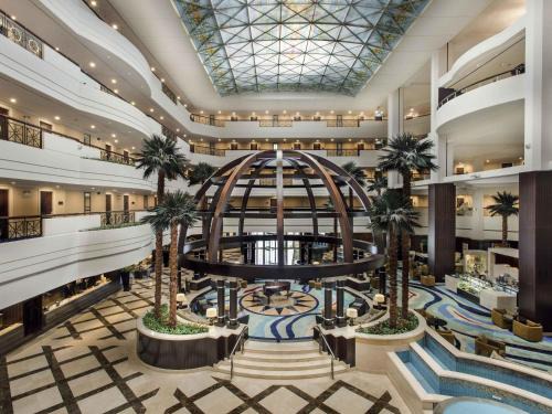 Mövenpick Grand Al Bustan Dubai | Garhoud