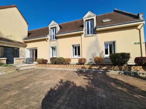 Villa Pièces Personnes | Faverolles
