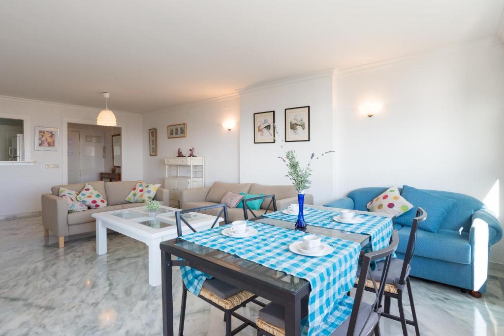 Malagasuite Coloso | Torrequebrada