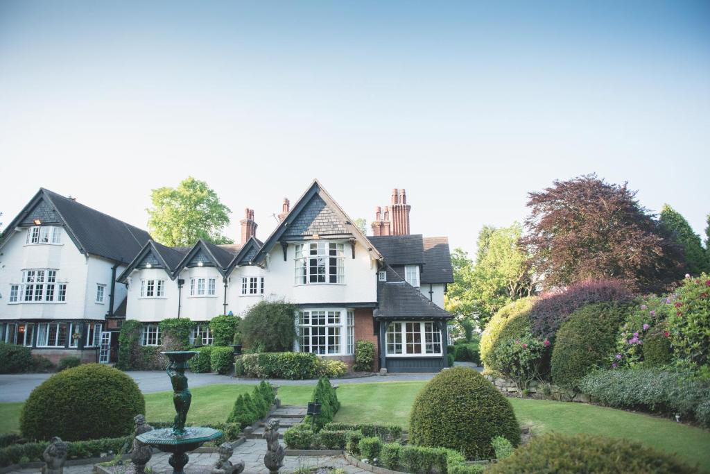 Mere Court Hotel | Mere