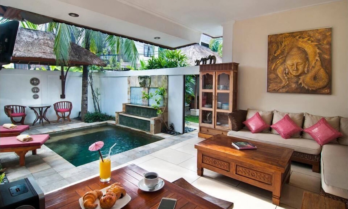 Minggu Villas | Sunset Road