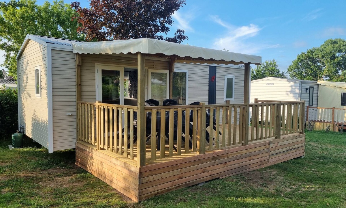 Camping Les Canvas Bungalow | Ferel