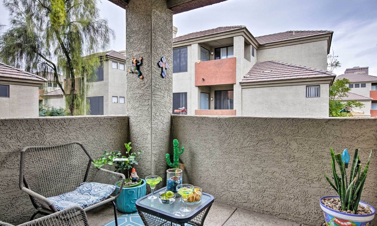 Scottsdale Premium Term Getaway Furnished Golf Cable Utilities | Encanto