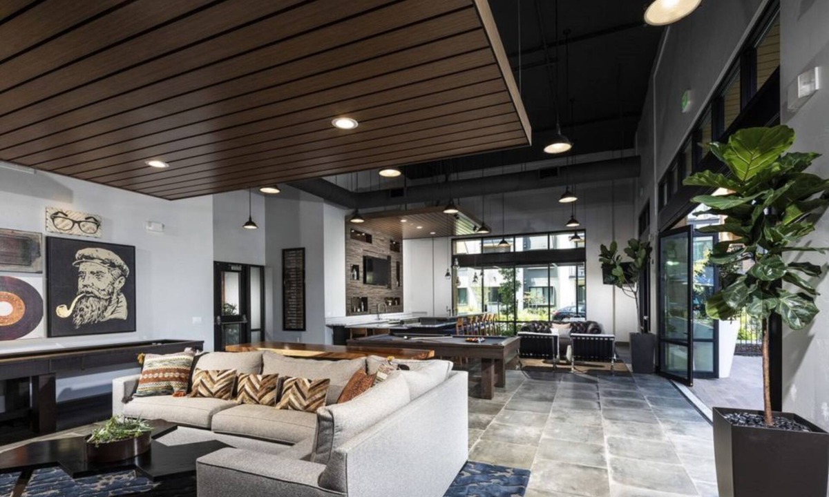 Modern Silicon Valley Lounge | Menlo Park