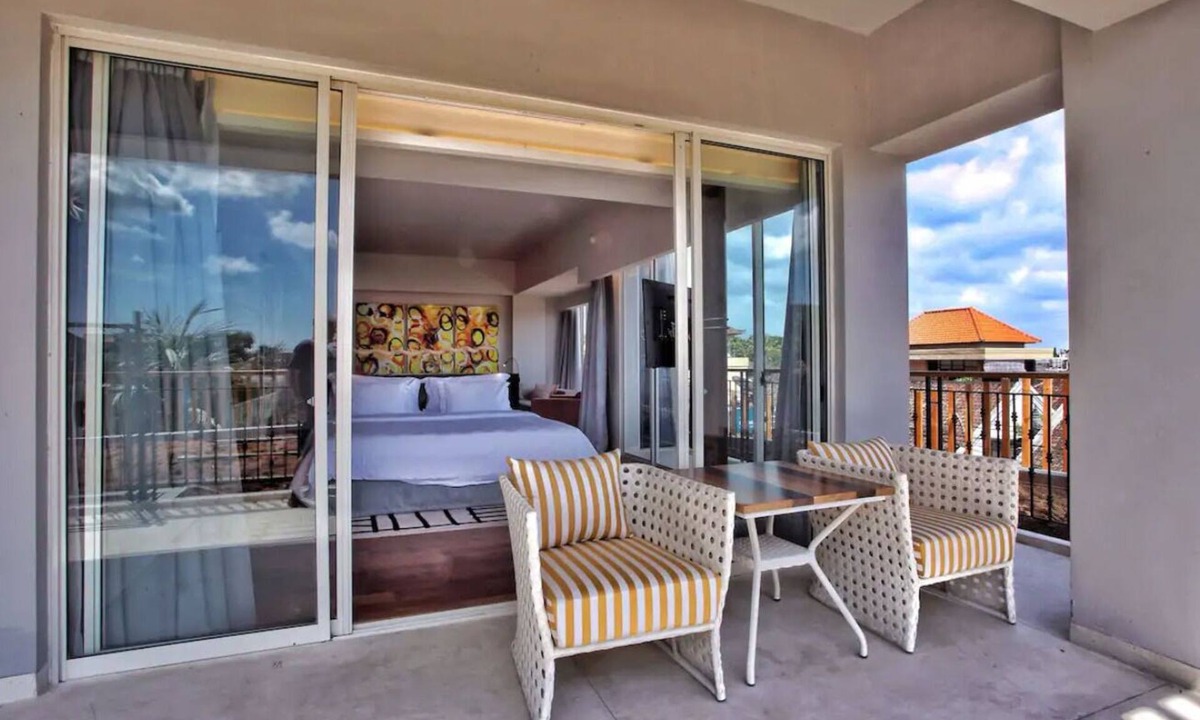 Minibar Tstone | North Legian