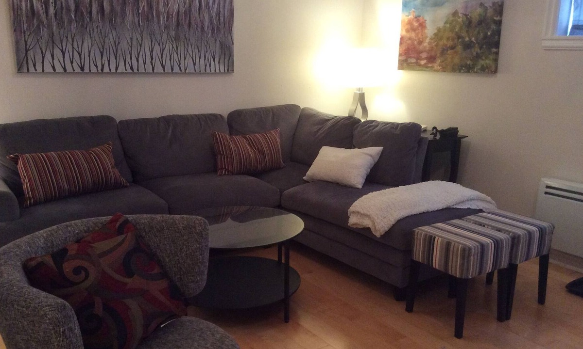 Sonder Penny Lane | Monkland Village