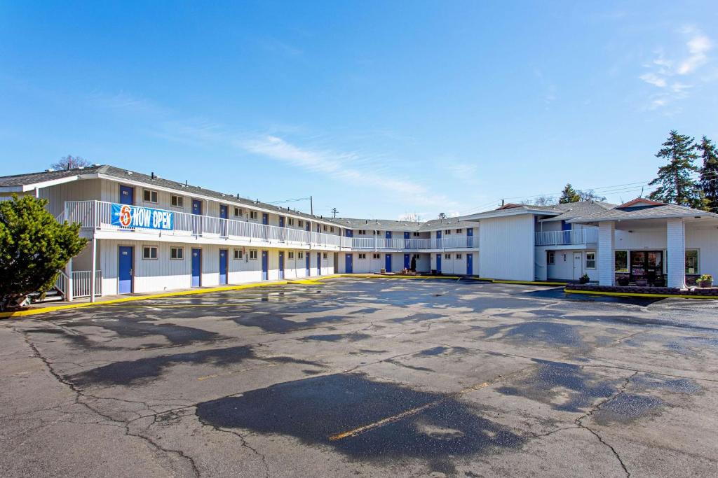 Motel Pendleton West | Pendleton