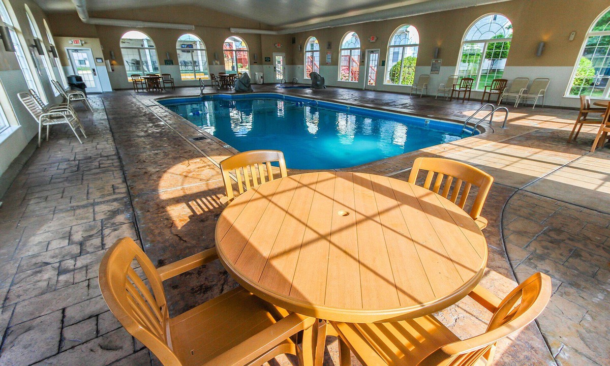 Resort Carriage Place | Branson