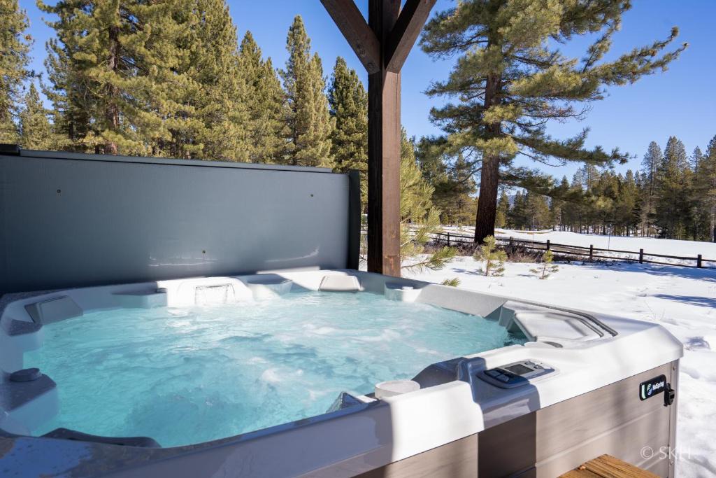 Crossing Golf Course | Truckee