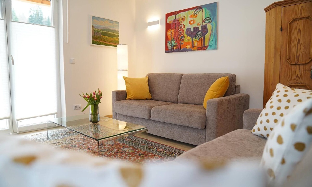 Vrbo Property | Regenhutte