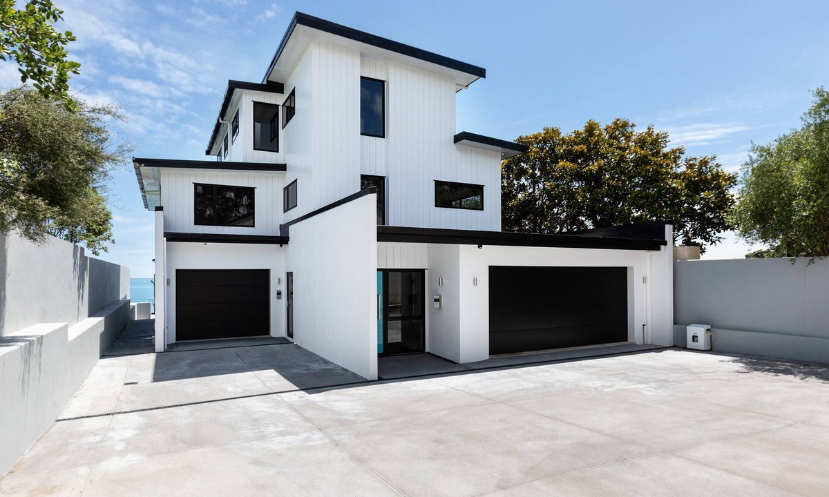Oakura Beach | Oakura